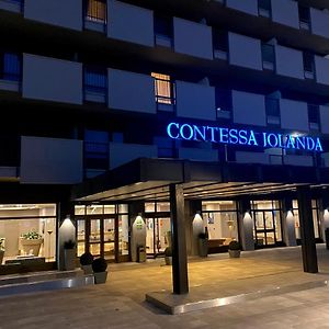 Una Hotels Hotel & Residence Contessa Jolanda Milano